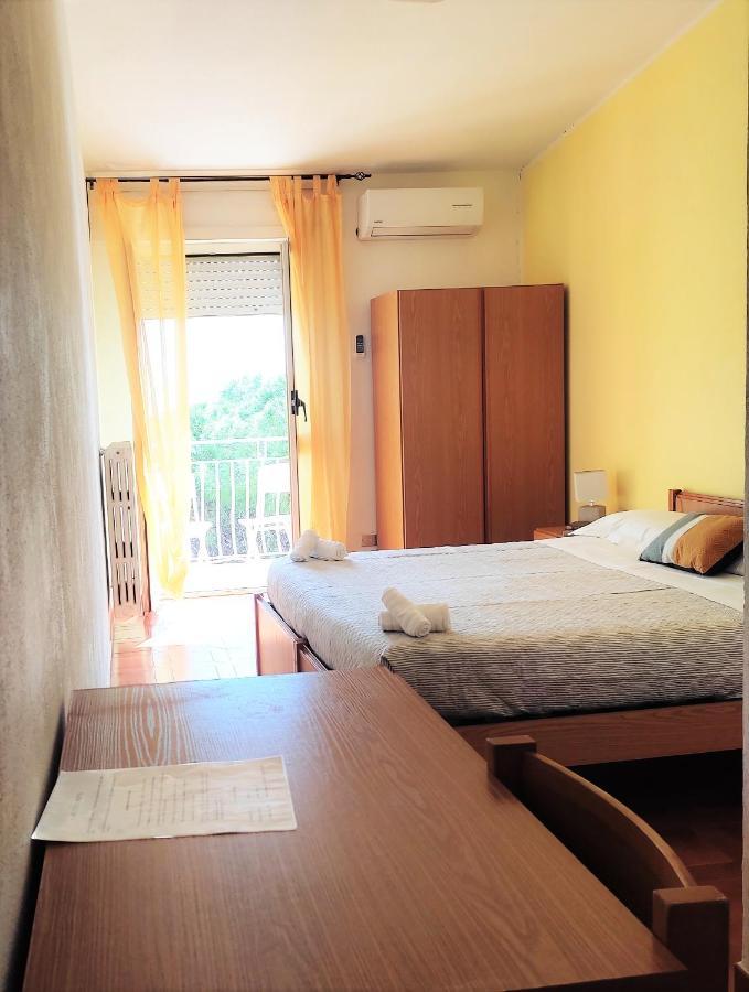 Piccolo Hotel Nuova Gestione 卡拉古诺内 外观 照片